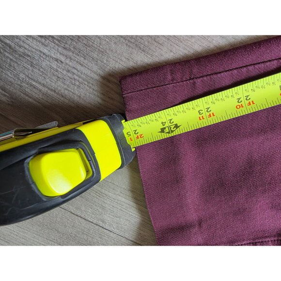 Ann Taylor Womens Burgundy Ankle Pants With Button Accents Size 8 - Picture 6 of 7